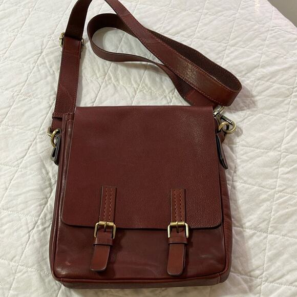 Burgundy Double Buckle Leather Crossbody Bag - Picture 1 of 3